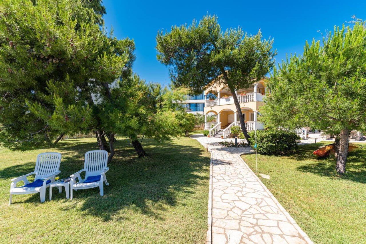 Beach Apartments Villa Kaya Sukošan 外观 照片